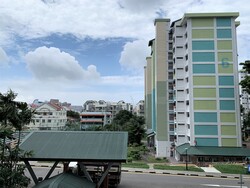 lorong-lew-lian photo thumbnail #7
